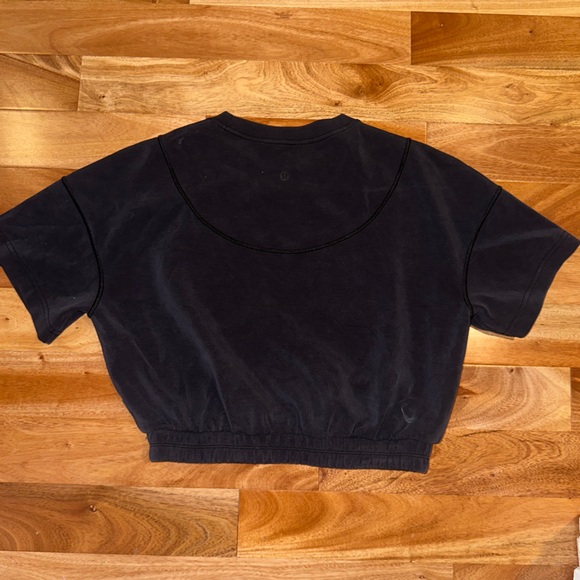 Lululemon Softstreme Gathered Tshirt - Picture 2 of 2